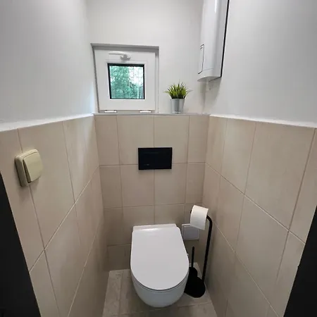 Koliba Hodesovice Alpesi faház Byst (Pardubice)
