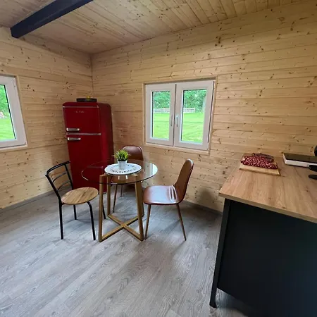 Alpesi faház Koliba Hodesovice Byst (Pardubice)